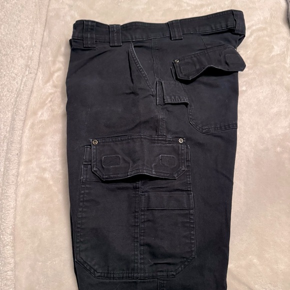 Duluth Trading Co Men’s Black Fire Hose Slim Fit Cargo Pants 36x32 Soft Black - Picture 8 of 14